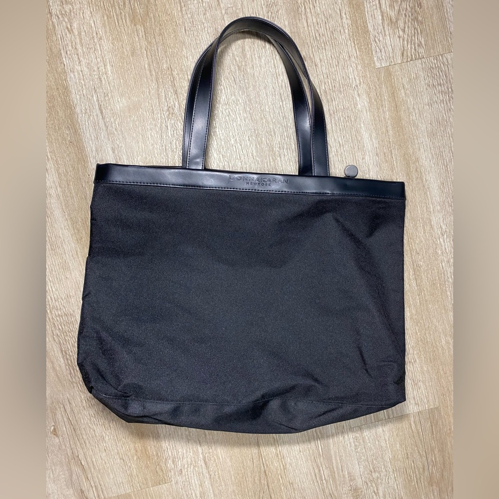 ❤️$6 THIS WEEKEND ONLY❤️ VINTAGE BLACK DONNA KARAN NEW YORK LARGE TOTE